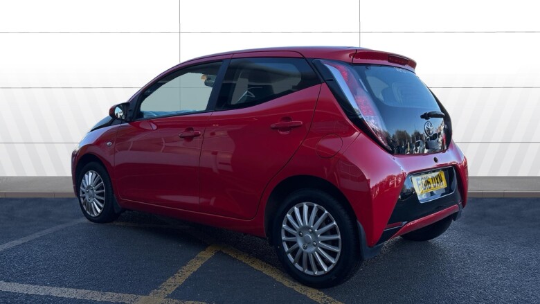 Toyota Aygo 1.0 VVT-i X-Play 5dr Petrol Hatchback